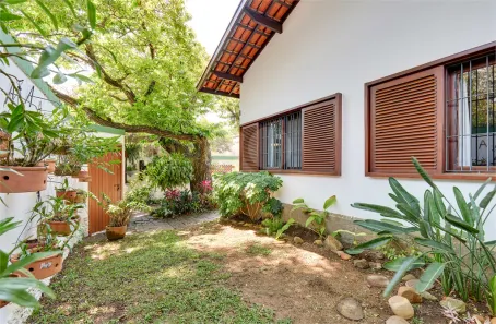 Casa com 3 Quartos à venda, 185m² no Jardim Petrópolis, São Paulo