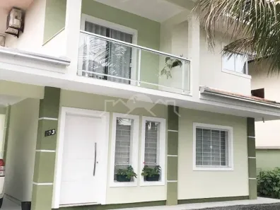 Casa com 3 Quartos à venda, 405m² no Anita Garibaldi, Joinville