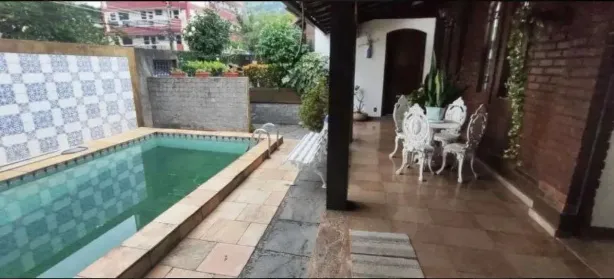 Casa com 3 Quartos à venda, 200m² no Alvarez, Nova Iguaçu