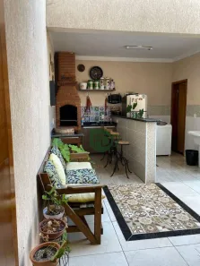 Casa com 3 Quartos à venda, 162m² no Jardim Boer I, Americana