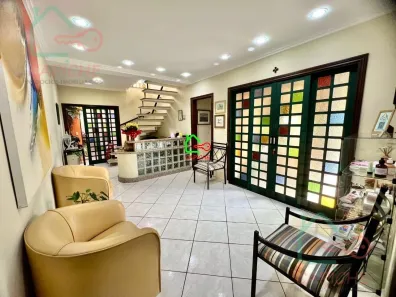 Imóvel Comercial com 3 Quartos à venda, 270m² no Centro, Vinhedo