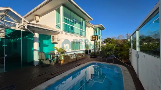 Casa com 4 Quartos à venda, 472m² no Pedra Branca, Palhoça