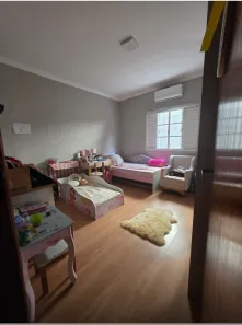 Casa com 4 Quartos à venda, 170m² no Jardim Burle Marx, Londrina