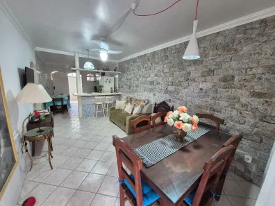 Casa de Condomínio com 2 Quartos à venda, 110m² no Ogiva, Cabo Frio