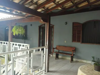 Casa com 3 Quartos à venda, 200m² no Serrano, Belo Horizonte