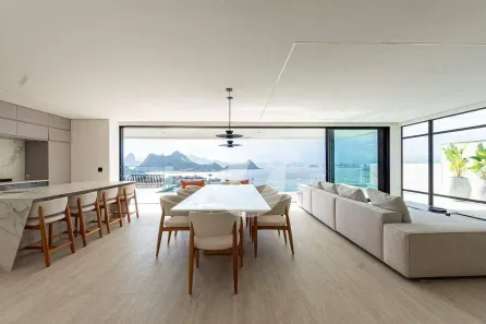 Casa de Condomínio com 4 Quartos à venda, 750m² no Charitas, Niterói