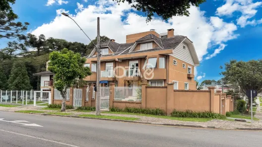 Sobrado com 4 Quartos à venda, 241m² no Seminário, Curitiba
