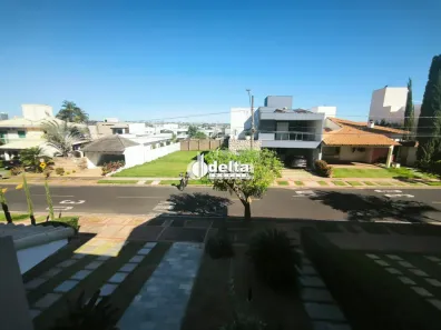 Casa de Condomínio com 2 Quartos à venda, 230m² no Bosque dos Buritis, Uberlândia