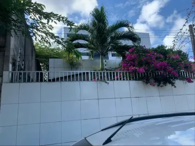 Casa com 4 Quartos à venda, 360m² no Iputinga, Recife