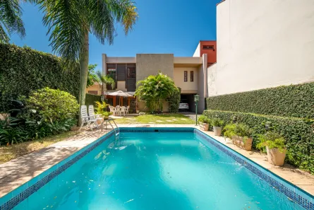 Casa com 4 Quartos à venda, 400m² no Chácara das Pedras, Porto Alegre