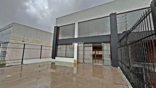 Sala Comercial para alugar, 700m² no Cinqüentenário, Caxias do Sul