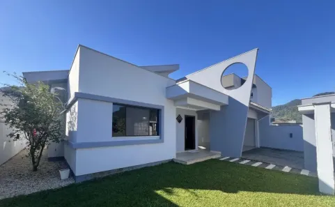 Casa com 3 Quartos à venda, 196m² no Rio Hern, Schroeder
