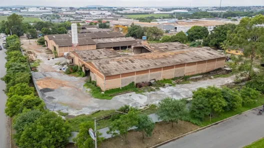 Galpão/Depósito/Armazém com 8 Quartos à venda, 3400m² no Distrito Agroindustrial de Aparecida de Goiânia, Aparecida de Goiânia