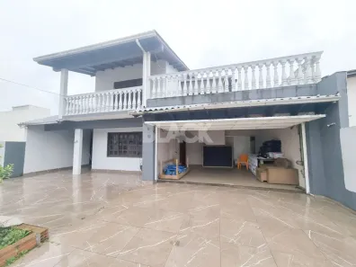 Casa com 3 Quartos à venda, 350m² no Torres, Torres