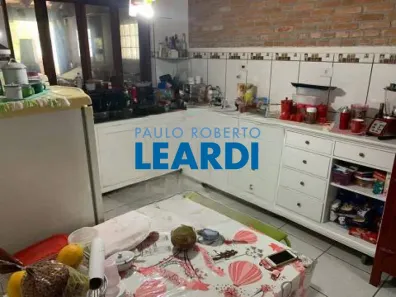 Casa com 2 Quartos à venda, 400m² no Paraíso, Santo André