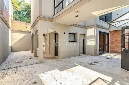 Casa com 4 Quartos para alugar, 302m² no Jardim Europa, São Paulo