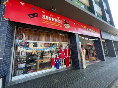 Ponto Comercial à venda, 140m² no Vila Flora Regina, Arujá