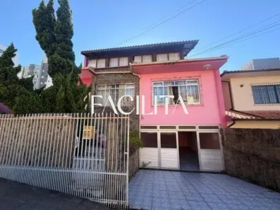 Casa com 4 Quartos para alugar, 270m² no Barreiros, São José