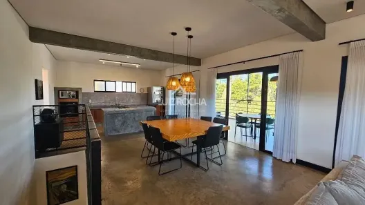Casa de Condomínio com 3 Quartos à venda, 200m² no Pousada dos Bandeirantes, Carapicuíba