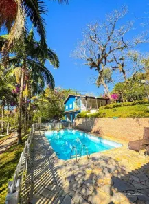 Fazenda/Sítio com 3 Quartos à venda, 200m² no Parque Residencial Itapeti, Mogi das Cruzes