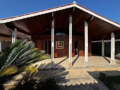 Casa com 3 Quartos à venda, 404m² no Parque São Luiz, Jundiaí