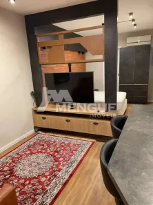 Apartamento com 1 Quarto para alugar, 40m² no Vila Ipiranga, Porto Alegre