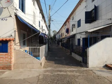 Casa com 2 Quartos à venda, 70m² no Cavalhada, Porto Alegre