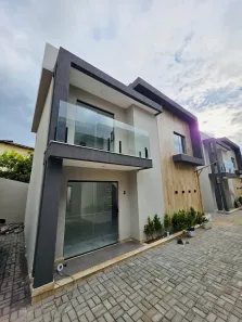 Casa de Condomínio com 4 Quartos à venda, 132m² no Ipitanga, Lauro de Freitas