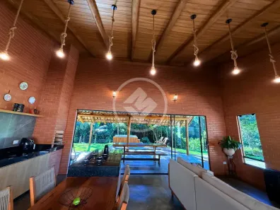 Casa de Condomínio com 2 Quartos à venda, 135m² no , Hidrolândia