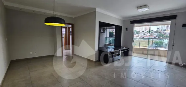 Apartamento com 3 Quartos para alugar, 119m² no Tabajaras, Uberlândia