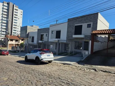 Sobrado com 3 Quartos à venda, 78m² no Desvio Rizzo, Caxias do Sul