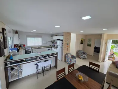 Casa com 4 Quartos à venda, 200m² no Do Ubatuba, São Francisco do Sul