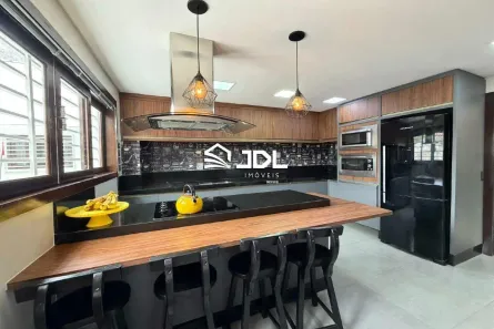 Casa com 3 Quartos à venda, 477m² no Bom Retiro, Blumenau
