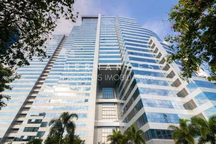 Sala Comercial para alugar, 42m² no Green Valley Alphaville, Barueri