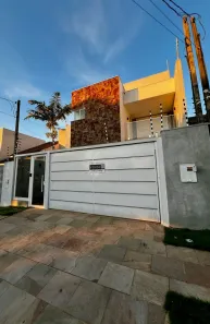Sobrado com 3 Quartos à venda, 216m² no Jardim Oriental, Maringá