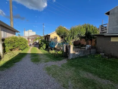 Lote/Terreno à venda, 300m² no Nossa Senhora de Lourdes, Caxias do Sul