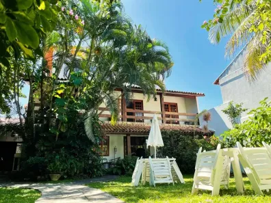 Casa com 5 Quartos à venda, 470m² no Camboinhas, Niterói