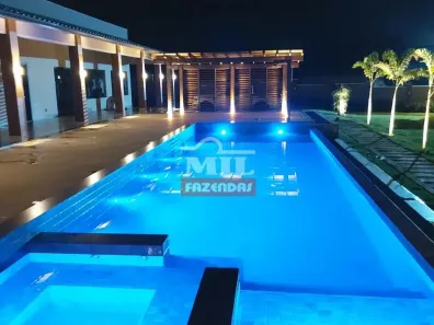 Fazenda/Sítio com 3 Quartos à venda, 615m² no Centro, Trindade