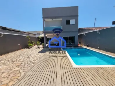 Sobrado com 3 Quartos à venda, 200m² no Martim de Sá, Caraguatatuba