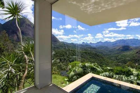 Casa com 4 Quartos à venda, 2400m² no Araras, Petrópolis
