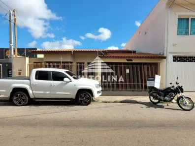 Casa com 2 Quartos para alugar, 216m² no Centro, Itapetininga