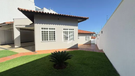 Casa com 3 Quartos à venda, 360m² no Centro, Betim