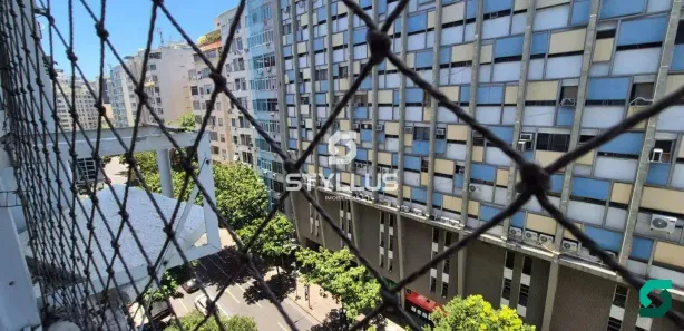 Kitnet com 1 Quarto à venda, 28m² no Copacabana, Rio de Janeiro