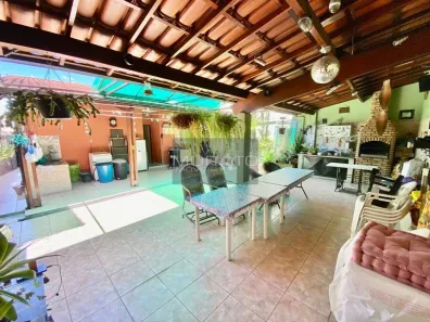 Casa com 4 Quartos à venda, 300m² no Parque Recreio, Contagem