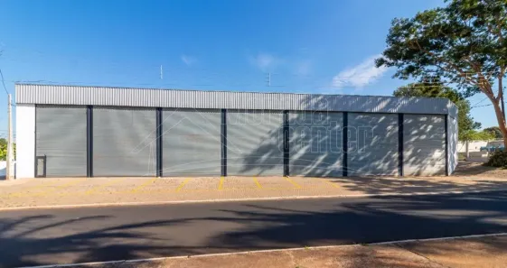 Galpão/Depósito/Armazém para alugar, 650m² no Jardim Ártico, Araraquara