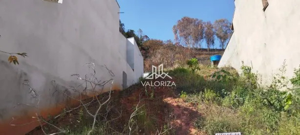 Lote/Terreno à venda, 325m² no Lourdes, Juiz de Fora