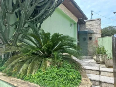 Casa com 3 Quartos à venda, 156m² no Bingen, Petrópolis