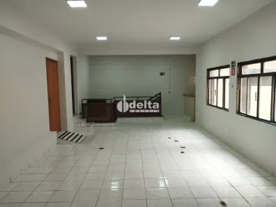 Ponto Comercial para alugar, 60m² no Nossa Senhora Aparecida, Uberlândia
