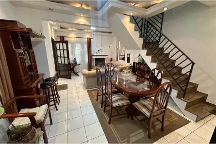 Sobrado com 3 Quartos à venda, 256m² no Vila Augusta, Guarulhos