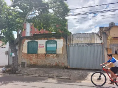 Casa com 2 Quartos à venda, 108m² no Centro, Campos dos Goytacazes